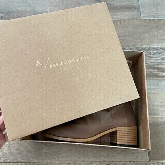 NWT Anthropologie Brown Booties - Picture 3 of 5